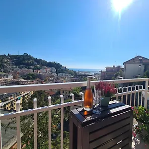 https://casa-erica.hotelitalianriviera.com